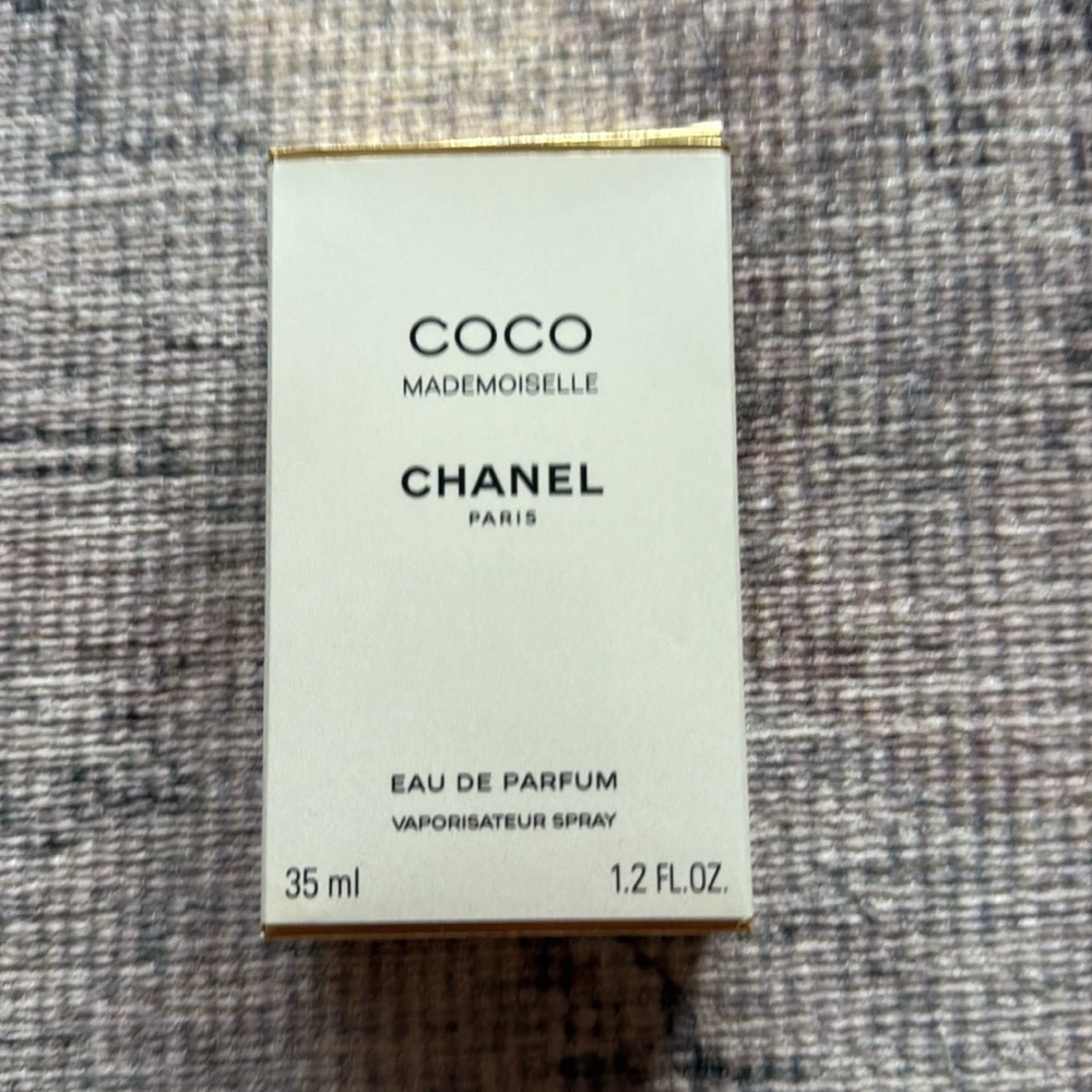 Chanel coco mademoiselle